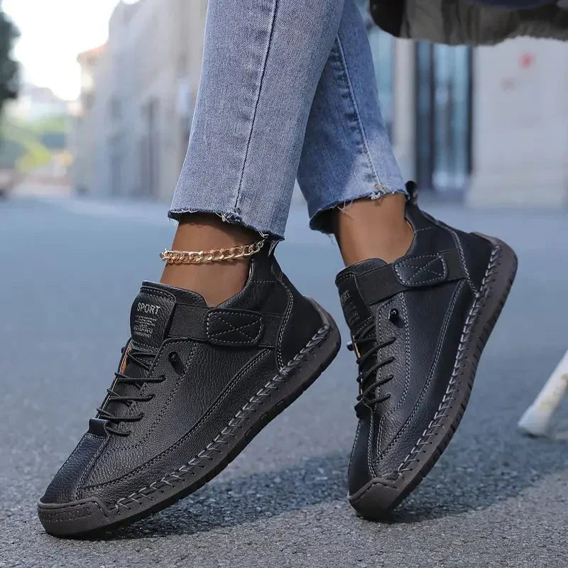 Clover™ Comfortable Orthopedic Sneakers